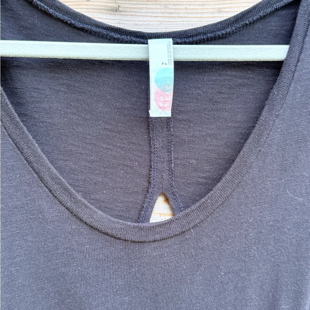 Women's Black Short-Sleeve Maxi Dress, back cutout, Waist-Defined Style Sz S/P - Picture 2 of 3